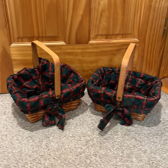 Country Woven Collection GRAND Basket with Removable Christmas Plaid Liners - Picture 4 of 12